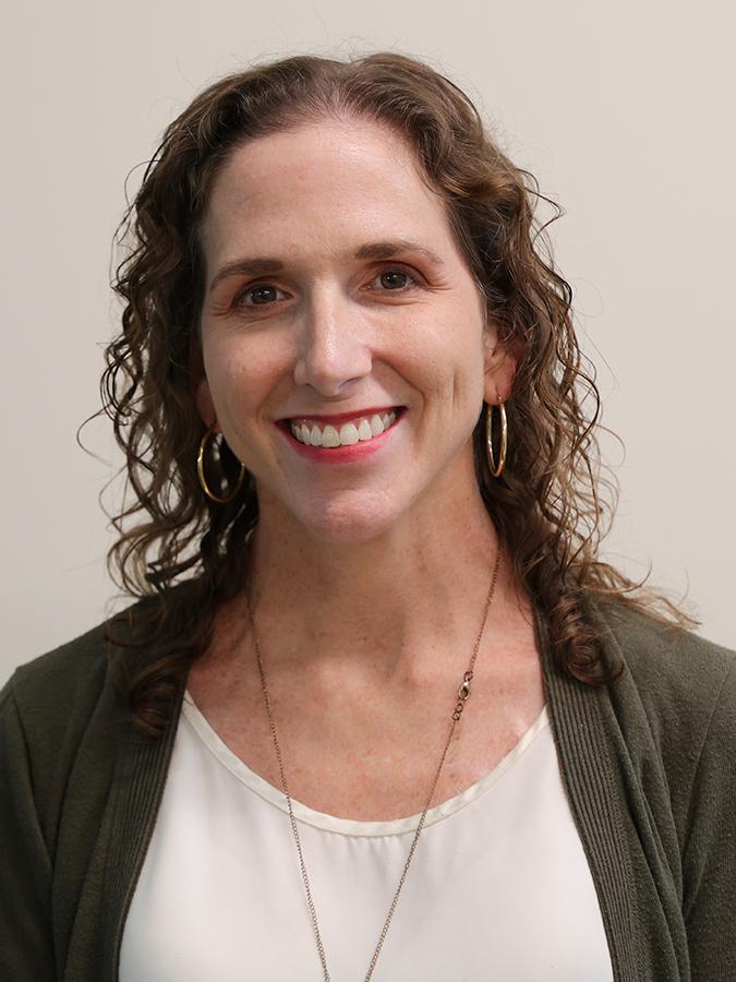 Emily Weidman-Evans Headshot